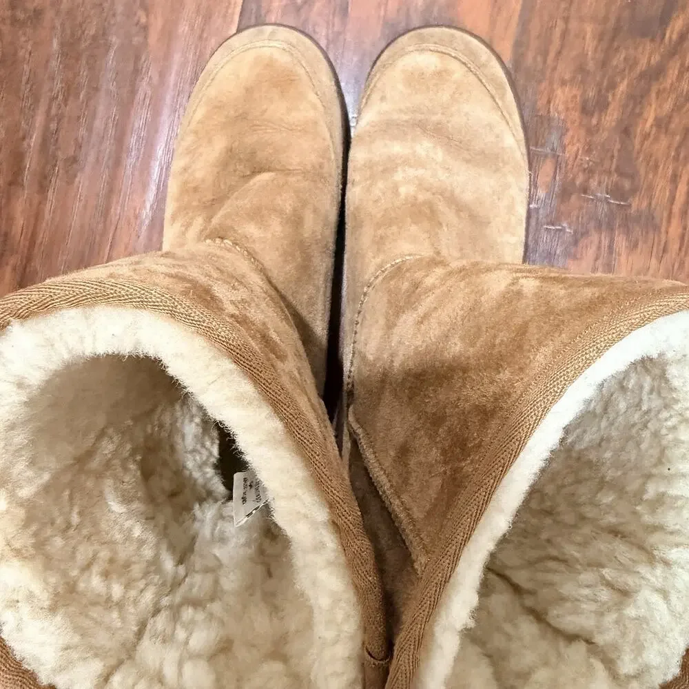 UGG Australia Ultimate Short Boots for Women, Size US 8 Tan Leather